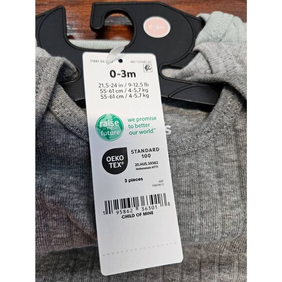Carter's 3 Piece One Piece Set NEW WITH TAGS Boys Size 0-3 Months Gray and Green - Picture 7 of 8